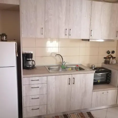 βυζαντινή εκκλησία ιάσων και σωσίπατρος 1500μ.χ.